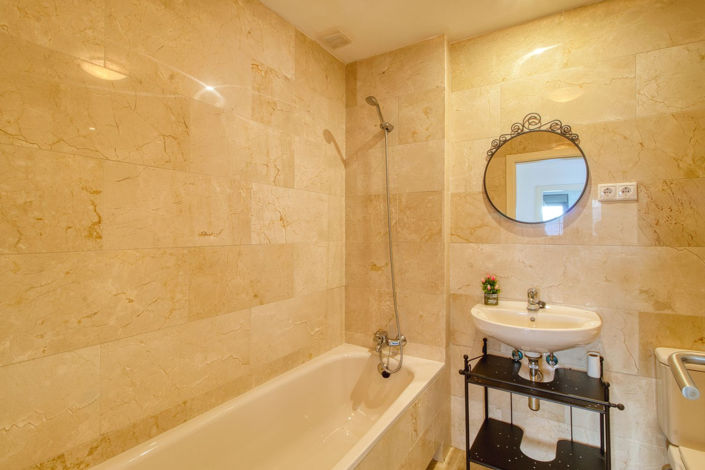 Image No.26-3 Bed Apartment for sale