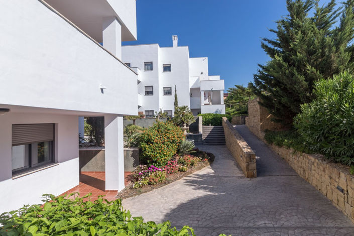 Image No.33-3 Bed Apartment for sale