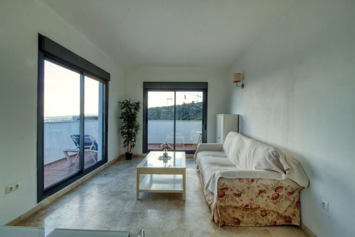 Image No.9-3 Bed Apartment for sale