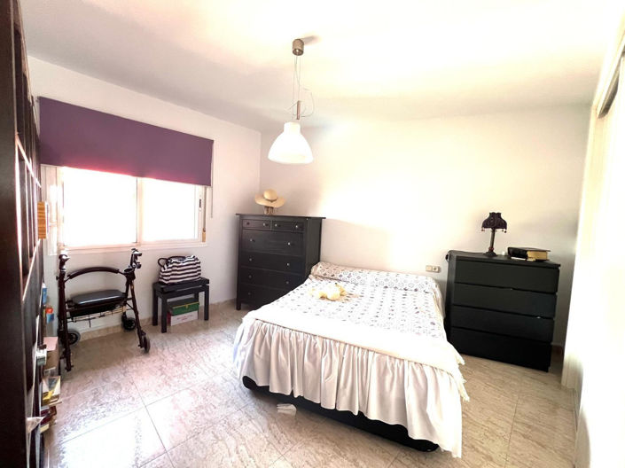 Image No.15-4 Bed Apartment for sale