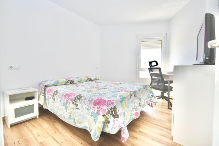 Image No.16-2 Bed Apartment for sale