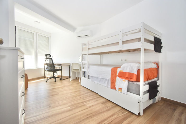 Image No.18-2 Bed Apartment for sale