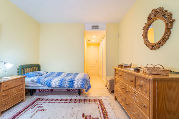 Image No.19-3 Bed Apartment for sale