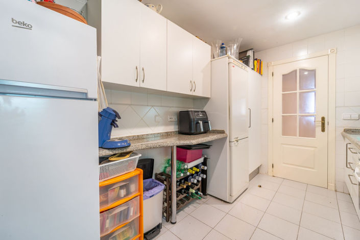 Image No.23-3 Bed Apartment for sale