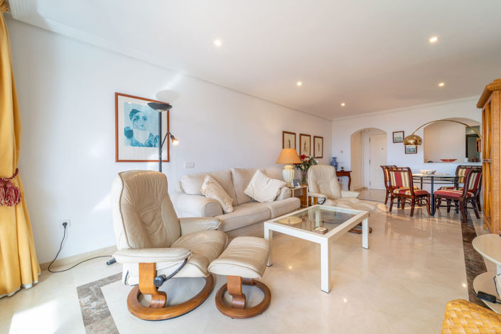 Image No.25-3 Bed Apartment for sale