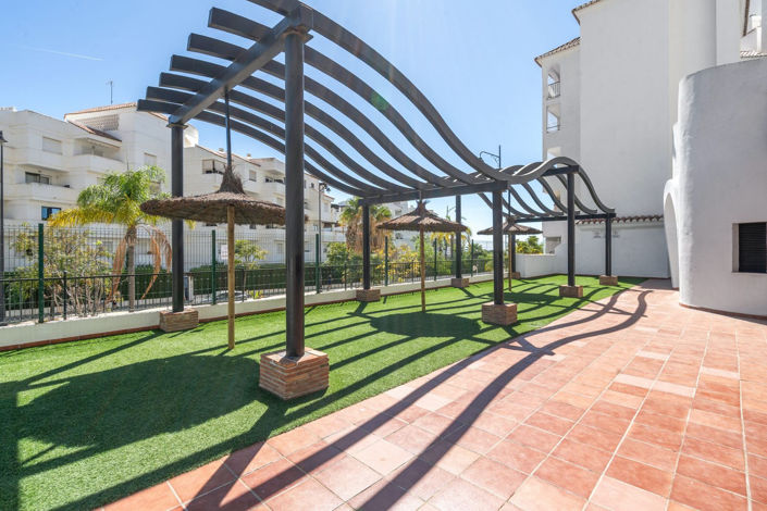 Image No.21-3 Bed Apartment for sale