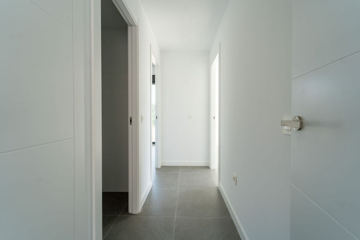 Image No.27-2 Bed Apartment for sale