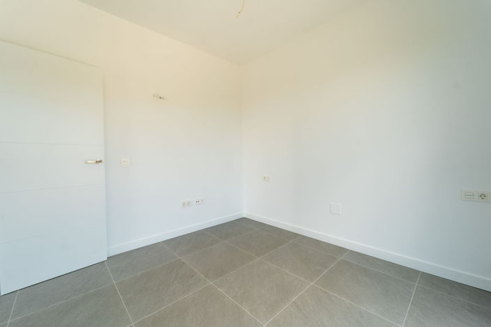 Image No.29-2 Bed Apartment for sale