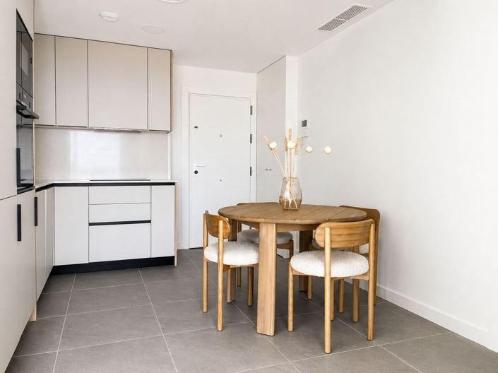 Image No.7-2 Bed Apartment for sale