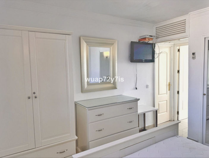 Image No.20-2 Bed Apartment for sale