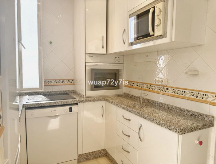 Image No.28-2 Bed Apartment for sale