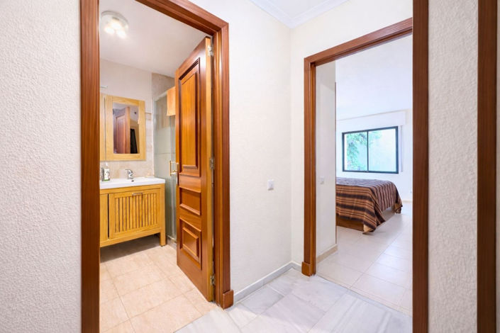 Image No.12-2 Bed Apartment for sale