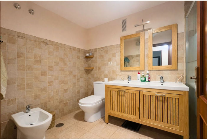 Image No.13-2 Bed Apartment for sale