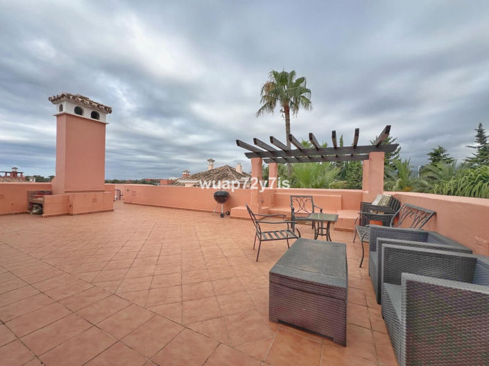Image No.20-2 Bed Apartment for sale