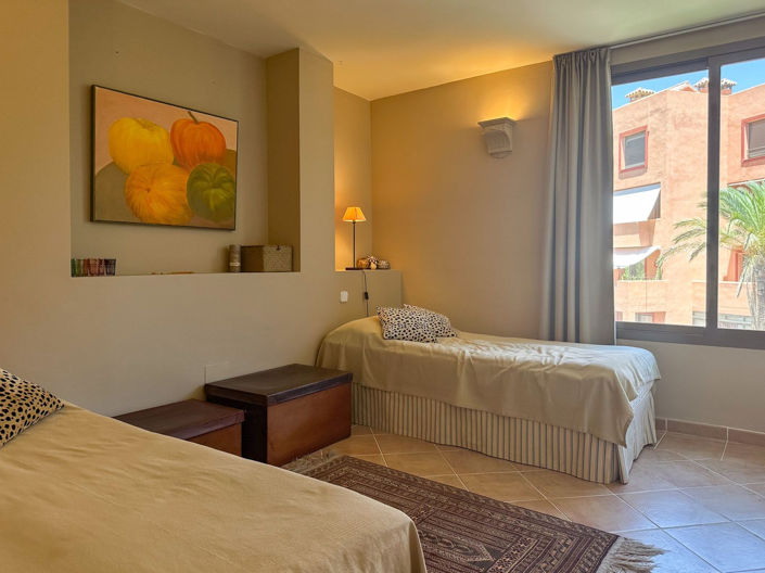 Image No.23-3 Bed Apartment for sale