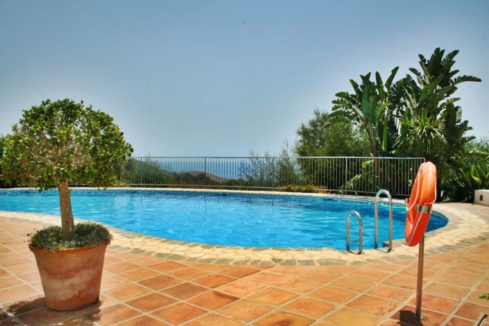 Image No.33-3 Bed Apartment for sale