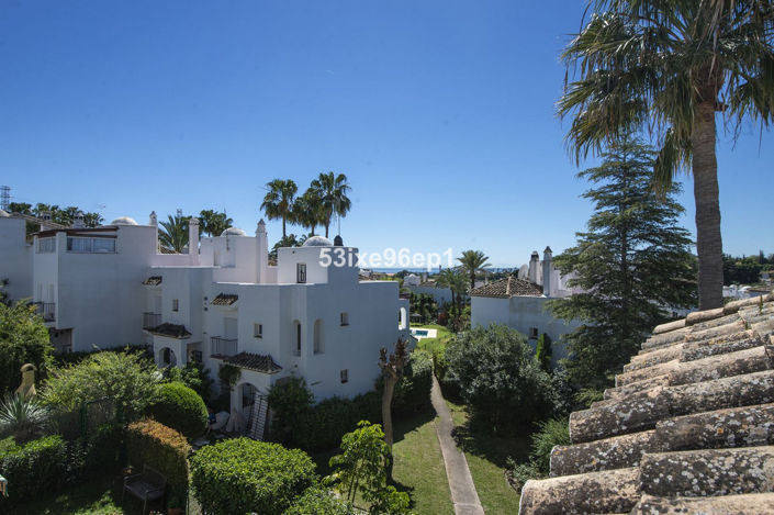 Image No.28-5 Bed Semi-Detached for sale