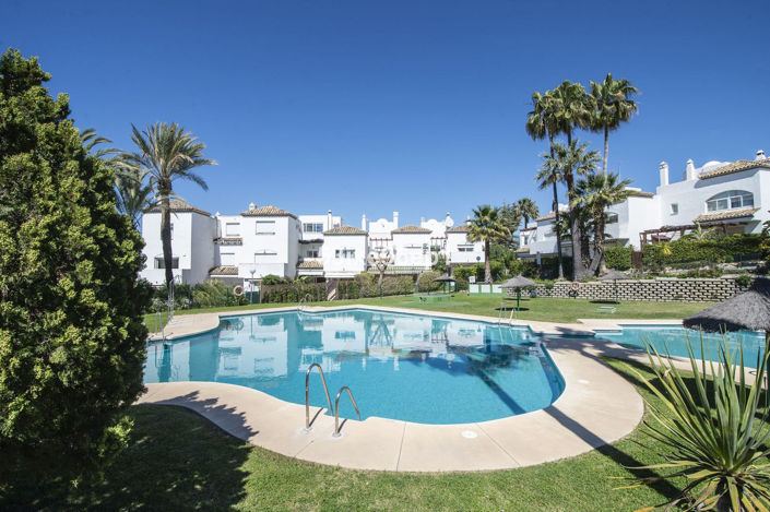 Image No.32-5 Bed Semi-Detached for sale