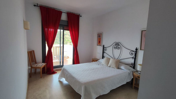 Image No.15-3 Bed Apartment for sale