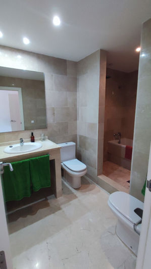 Image No.21-3 Bed Apartment for sale