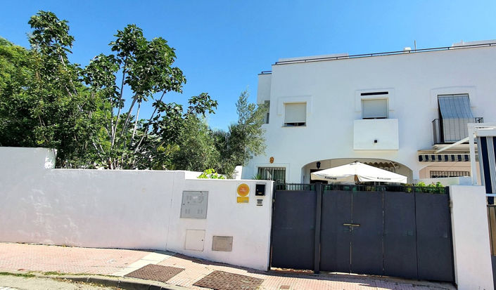 Image No.3-4 Bed Townhouse for sale