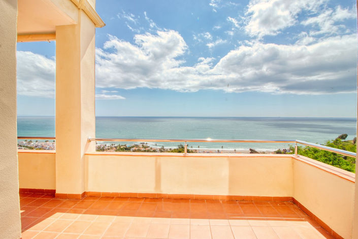 Image No.30-3 Bed Apartment for sale