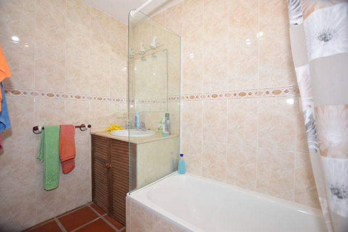 Image No.11-3 Bed Townhouse for sale