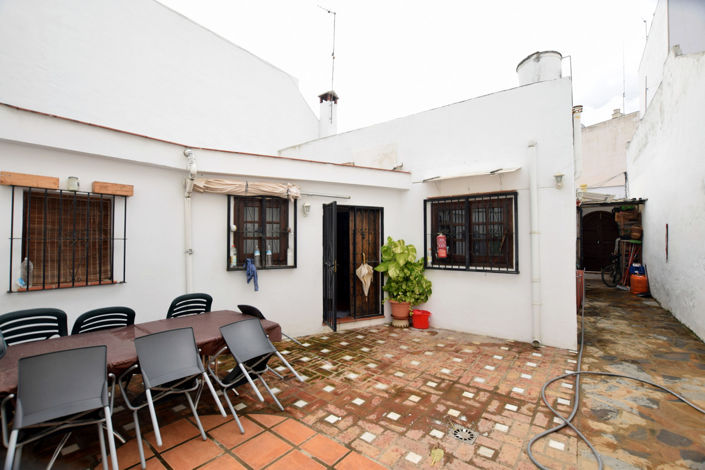 Image No.2-3 Bed Townhouse for sale