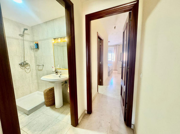 Image No.17-2 Bed Apartment for sale