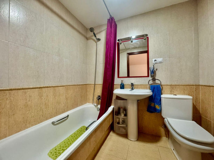 Image No.19-2 Bed Apartment for sale