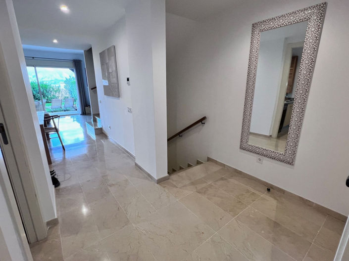 Image No.33-2 Bed Townhouse for sale