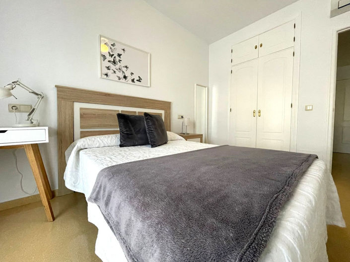 Image No.14-3 Bed Apartment for sale