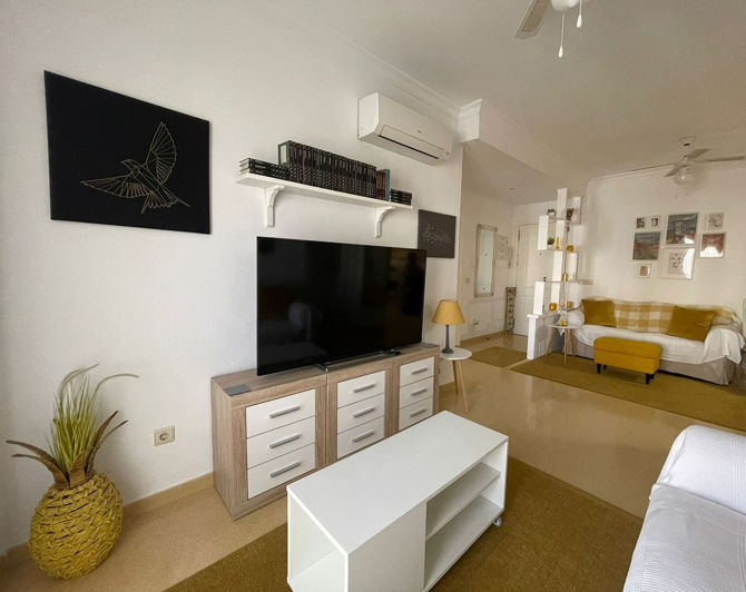 Image No.21-3 Bed Apartment for sale