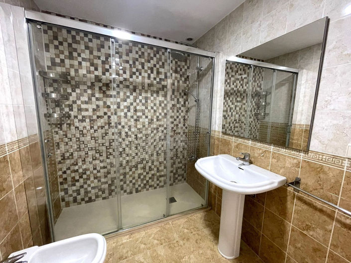 Image No.32-3 Bed Apartment for sale