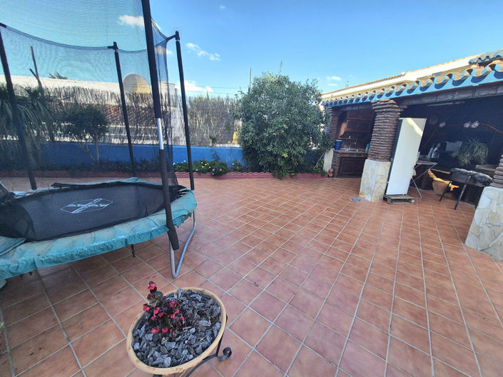 Image No.46-4 Bed Semi-Detached for sale