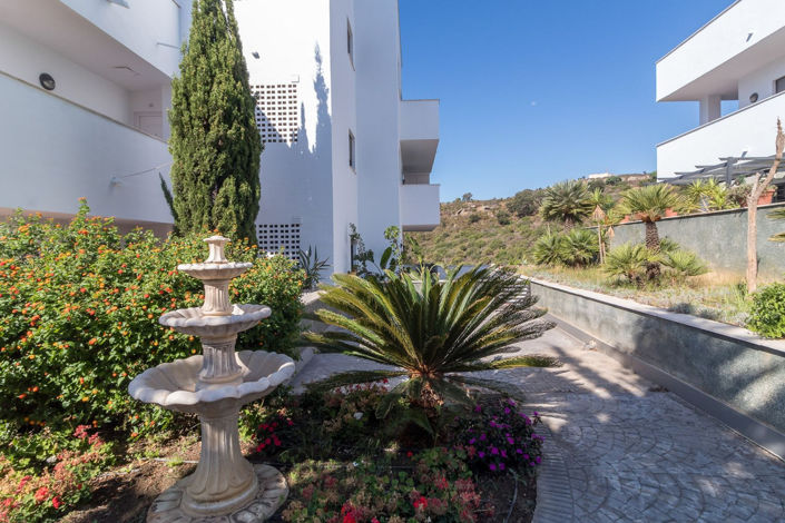 Image No.32-2 Bed Apartment for sale