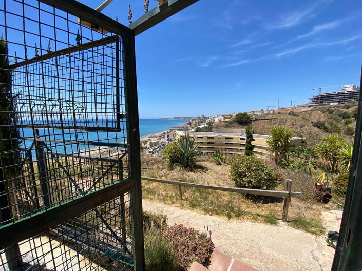 Image No.20-2 Bed Apartment for sale