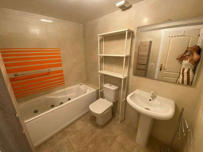 Image No.24-2 Bed Apartment for sale