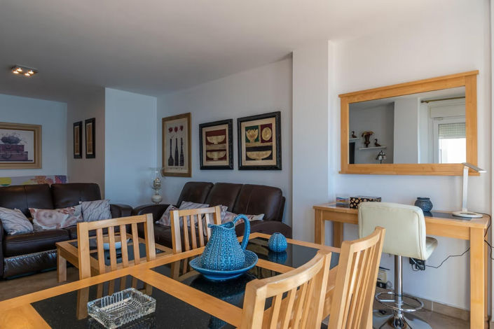 Image No.33-2 Bed Apartment for sale
