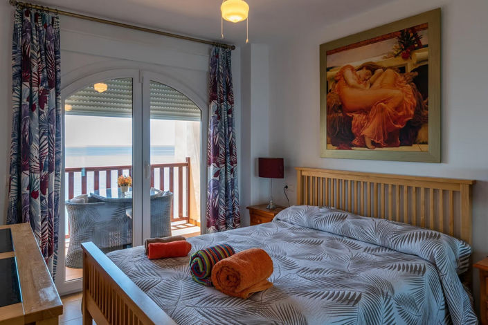 Image No.6-2 Bed Apartment for sale