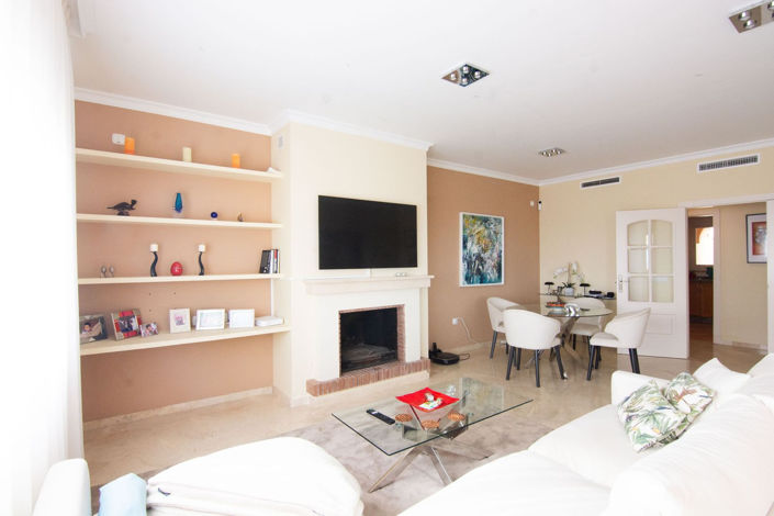 Image No.3-2 Bed Apartment for sale