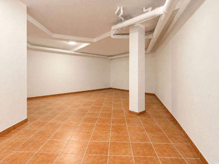 Image No.12-3 Bed Townhouse for sale