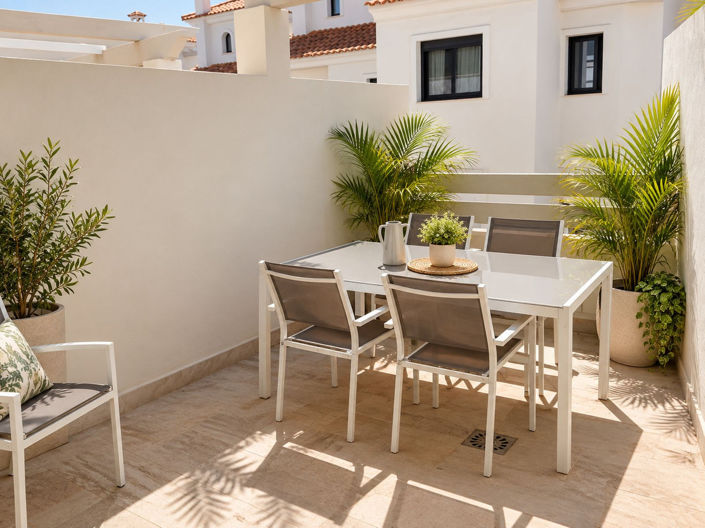 Image No.13-3 Bed Townhouse for sale