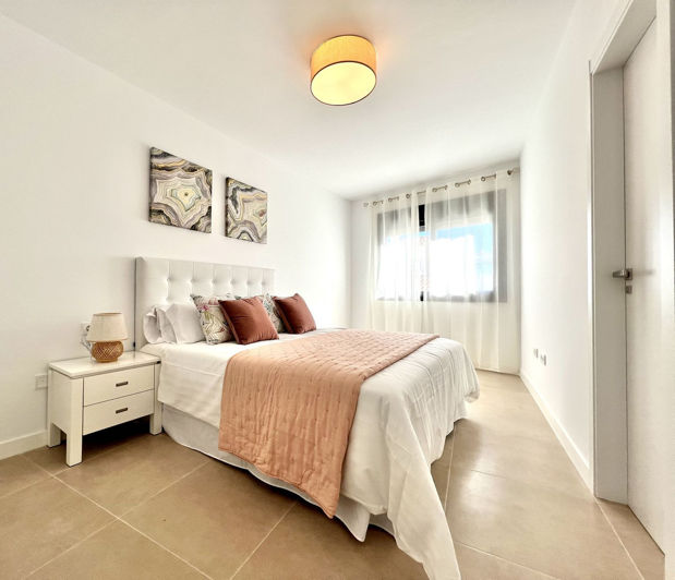 Image No.6-3 Bed Townhouse for sale