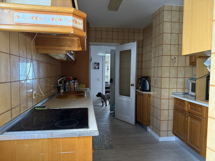 Image No.10-3 Bed Apartment for sale