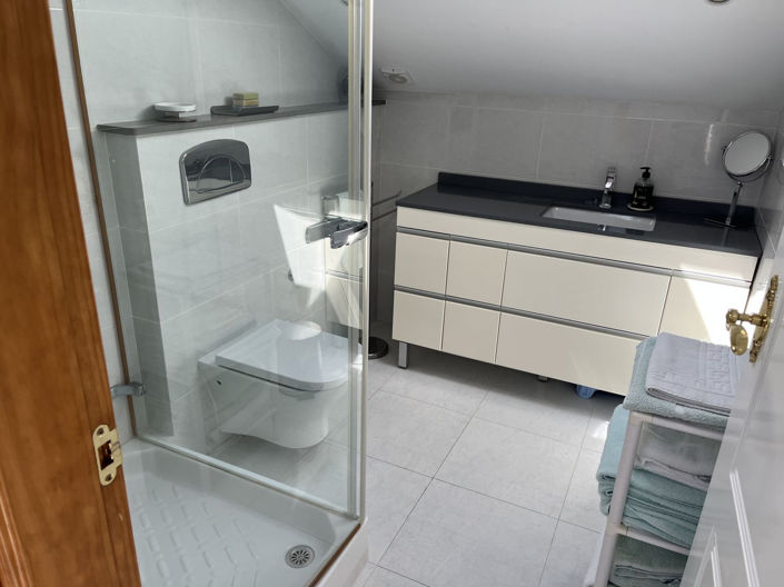 Image No.12-5 Bed Apartment for sale