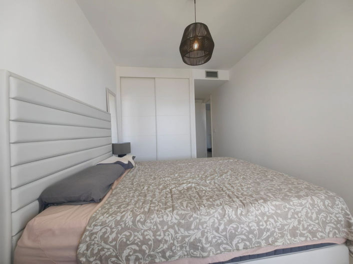 Image No.18-3 Bed Apartment for sale