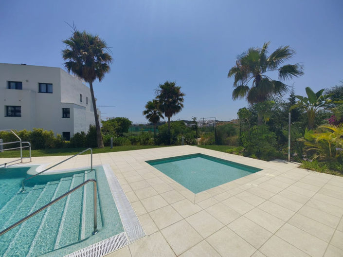 Image No.33-3 Bed Apartment for sale