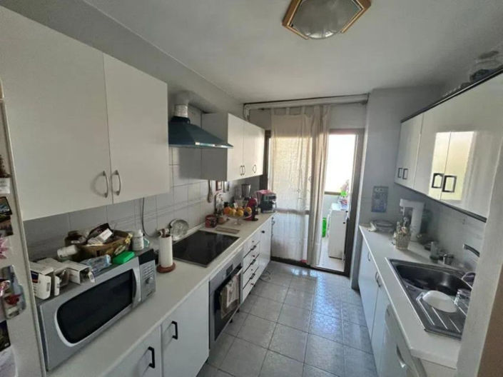 Image No.2-Appartement de 4 chambres à vendre à Estepona