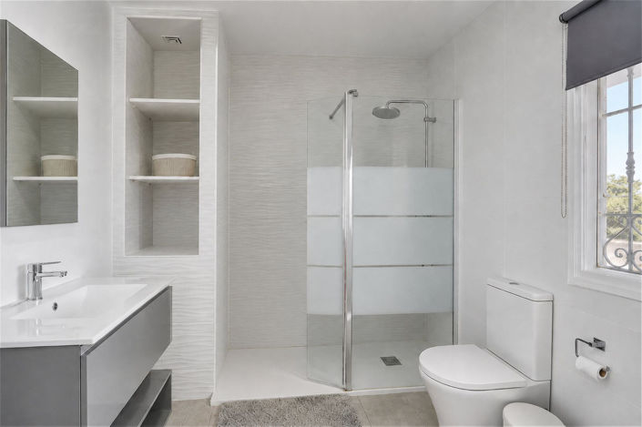 Image No.15-3 Bed Townhouse for sale